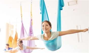 フローティングヨガ