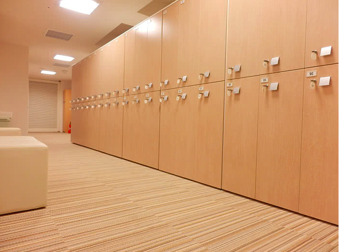 ロッカールーム